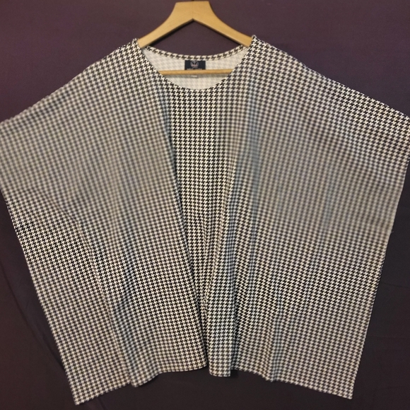 Houndstooth Women's Blouse - Picture 1 of 6